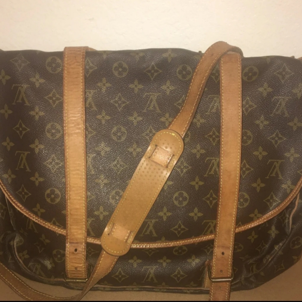 Authentic Louis Vuitton Saumur XL Monogram Canvas